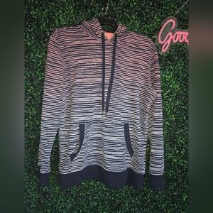 American Rag Hoodie Sweatshirt With Pouch Medium Mens